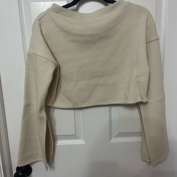 NWT Choosy Elsa Cream Ribbed Boxy Cropped Sweater Slit Bell Sleeves SZ XS - Picture 6 of 6